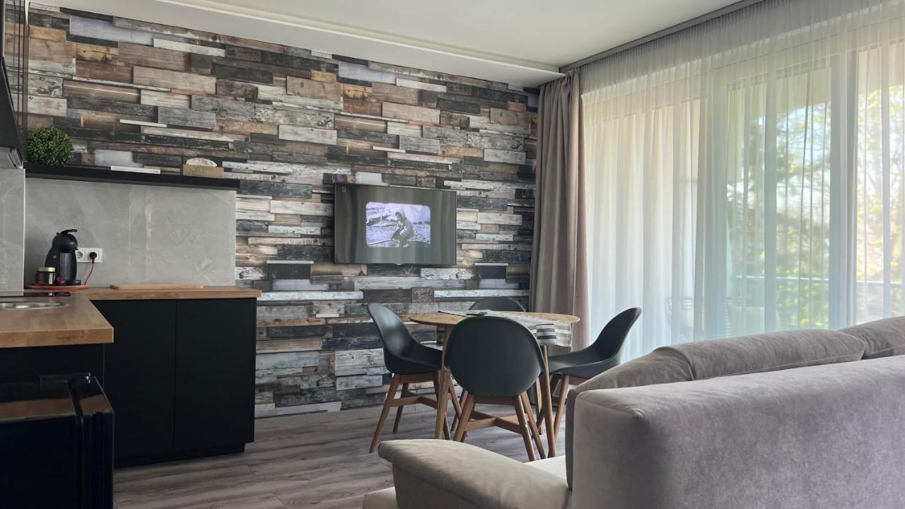 Villa Bauhaus Wellness Apartman 202 Шиофок Экстерьер фото